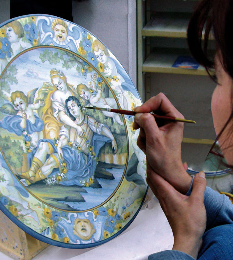 Lavorazione-decorazione - Ceramiche Simonettimiche Simonetti